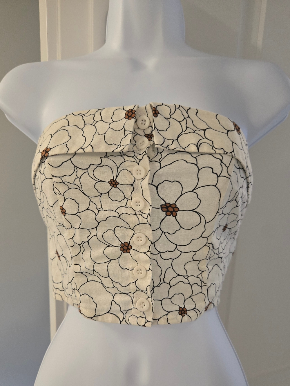 Forever 21 Strapless Linen Blend Floral Button-Front Crop Top Size S